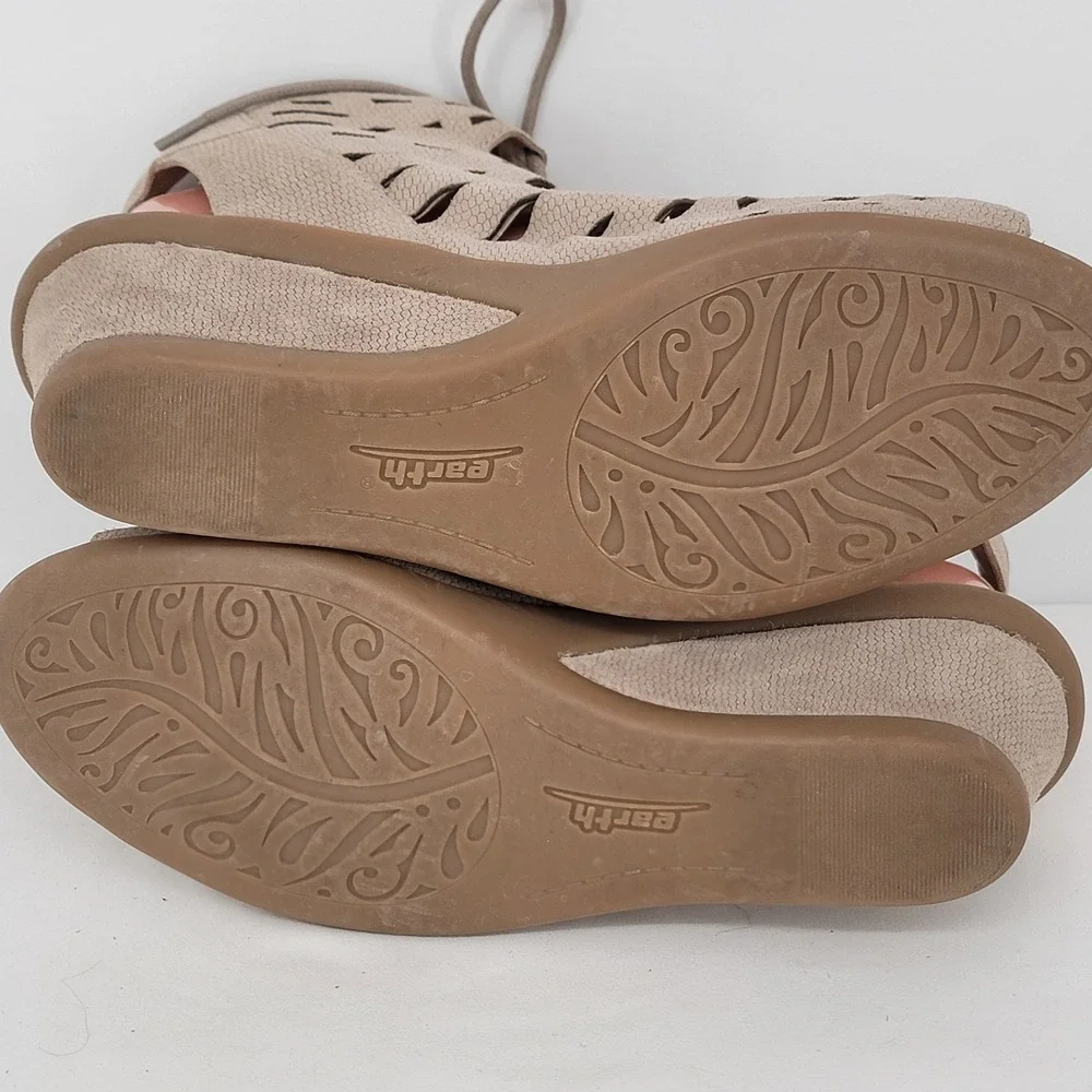 Earth Origins Taupe Laser Cut Lace Up Wedge Sandals Peep Toe Women SIZE 10B